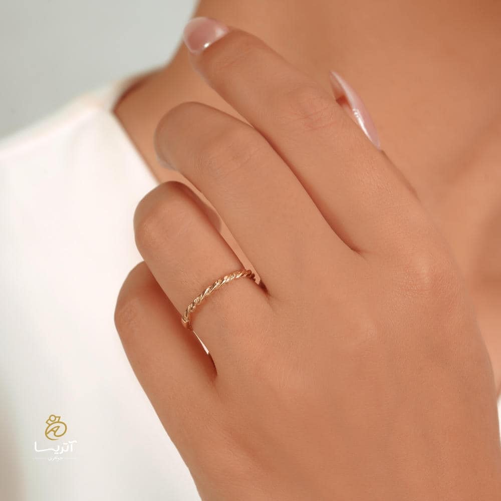 انگشتر طلا پیچ